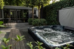 jacuzzi tuin